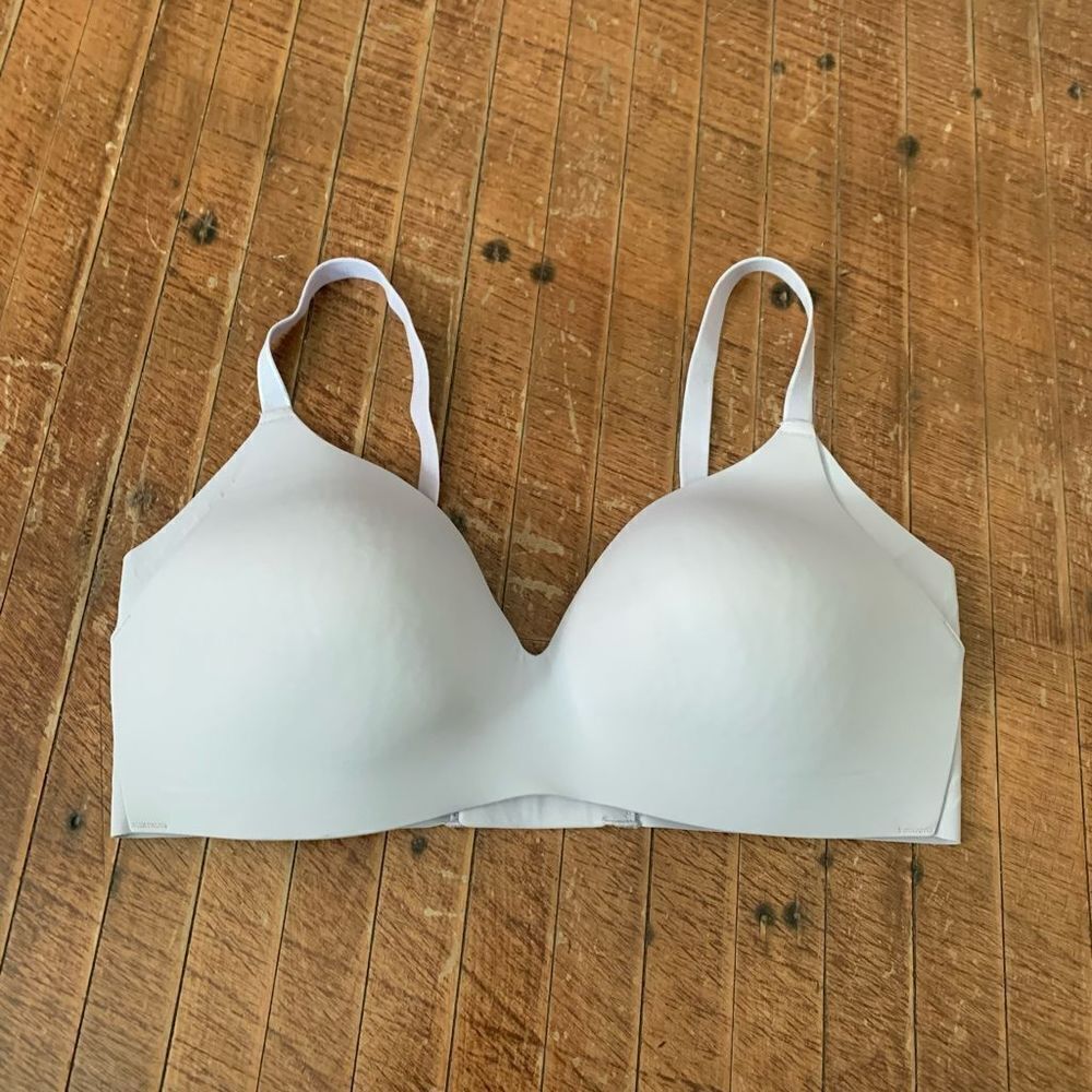 Knix nude Wingwoman contour size 7 36DD/38DD bra